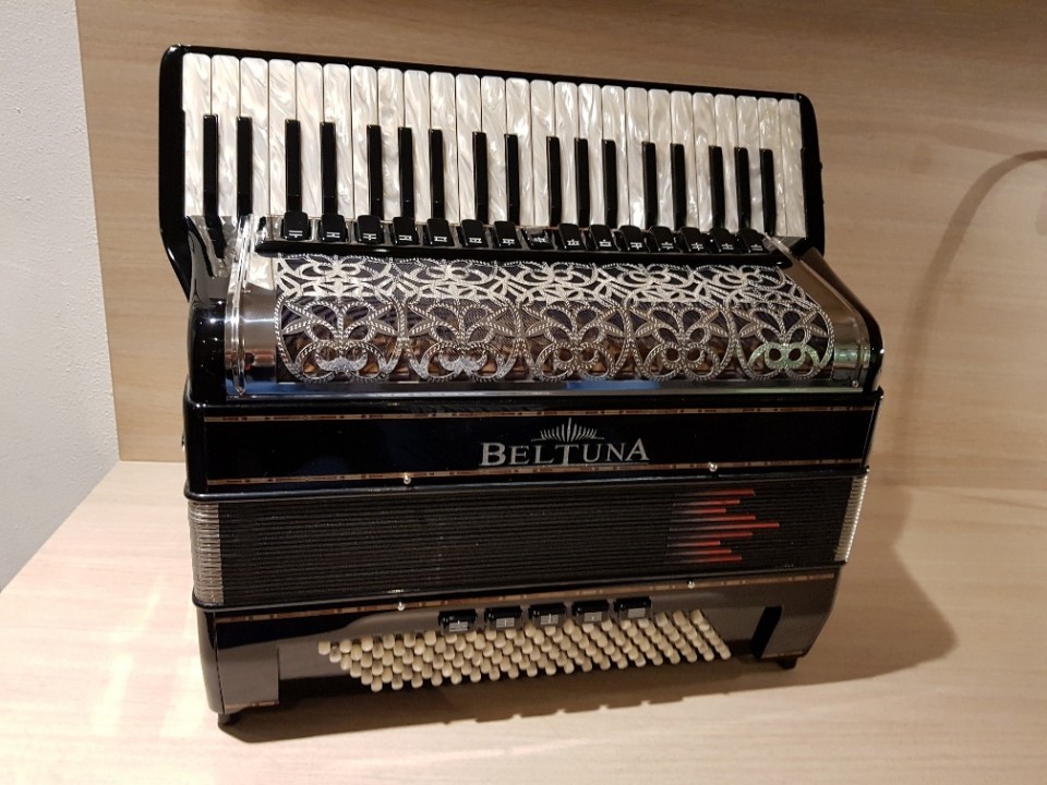 Beltuna Alpstar V 120 C Hel/Reg Chin/Reg Francese Verdeck accordeon 