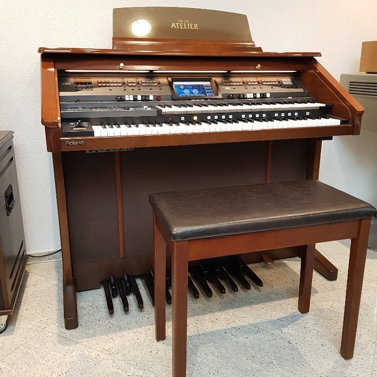Roland Atelier AT-800 orgel Platinum Edition occasion