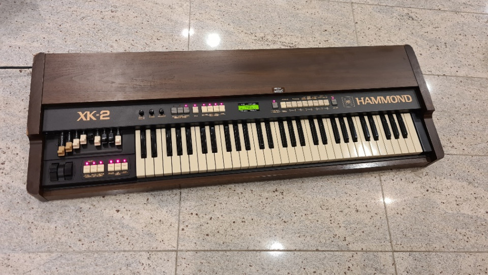 Hammond XK-2 occasion Drawbar-Keyboard met waterfall-keys