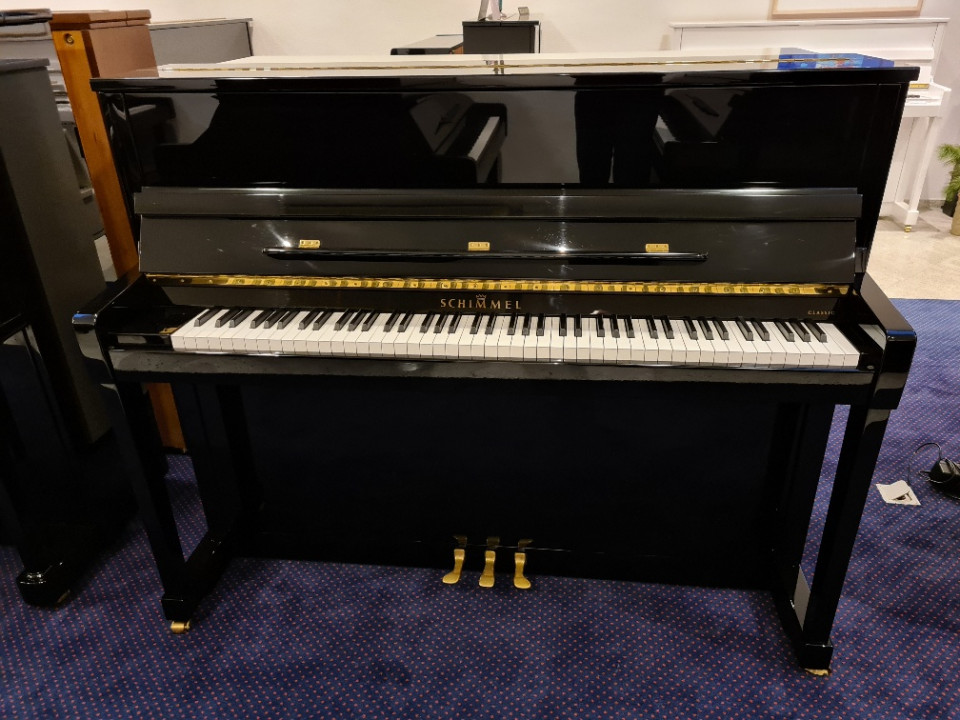 Schimmel C 120T PE Tradition piano zwart hoogglans occasion (2009)