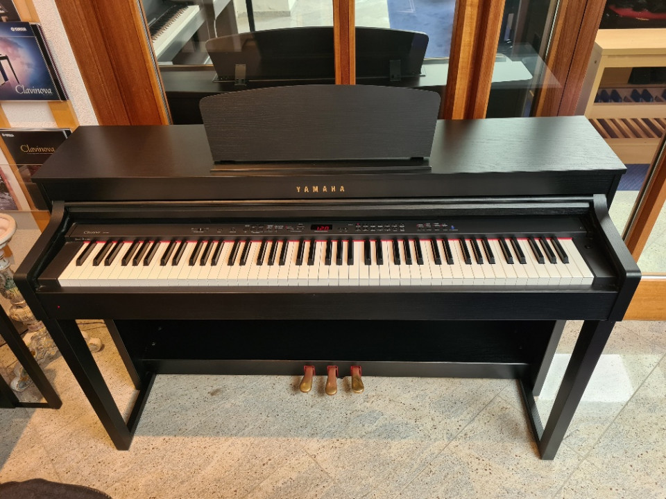 Yamaha CLP-430 B occasion Clavinova digitale piano