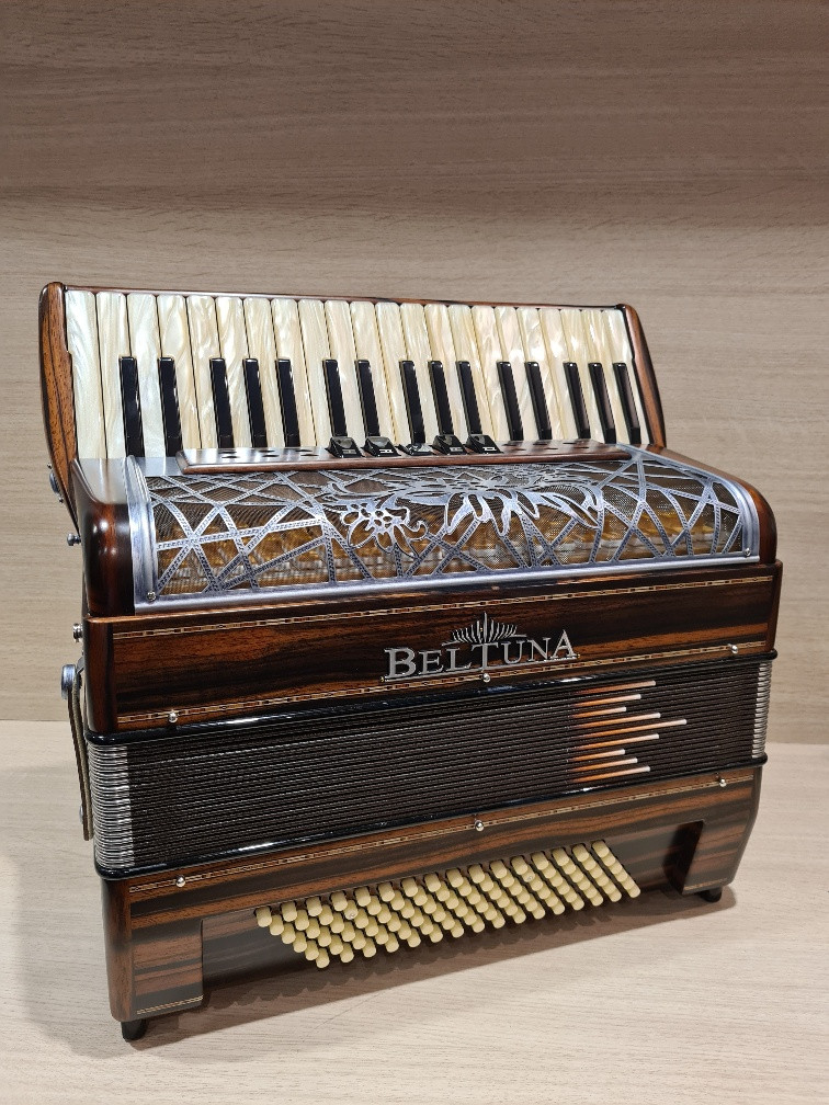 Beltuna Alpstar III 96 M accordeon 8,3 kg ebbenhout