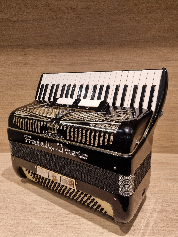 Fratelli Crosio Stradella IV 120 M occasion accordeon