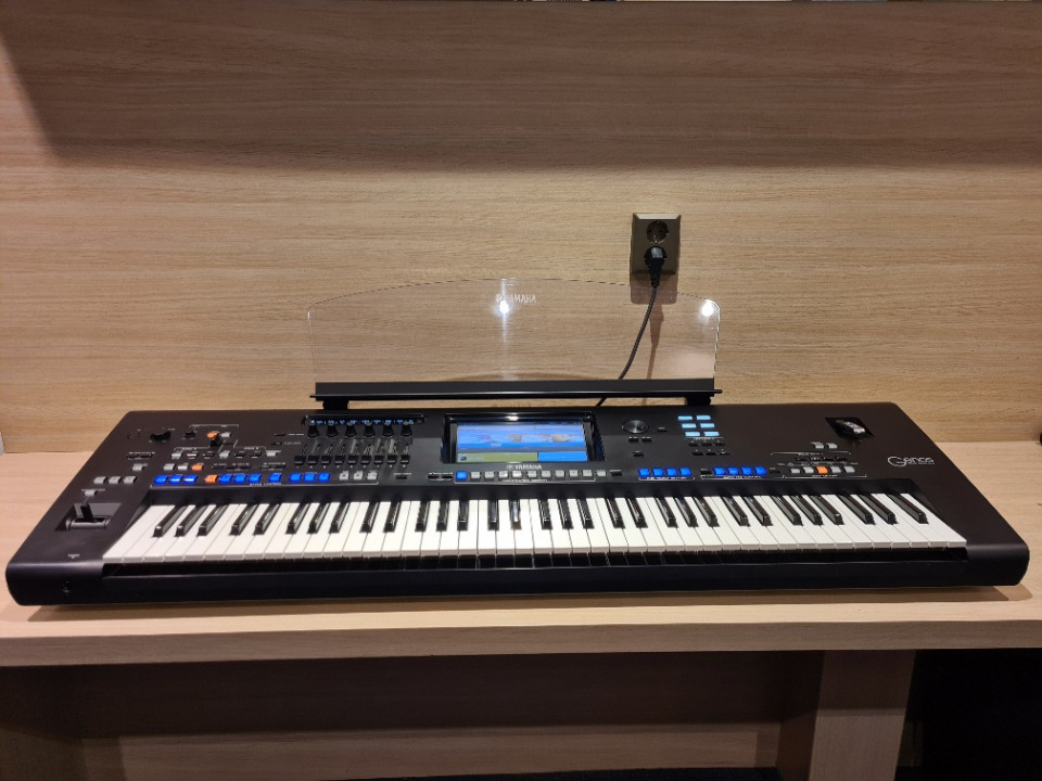 Yamaha Genos keyboard occasion HAS62511368 (C)