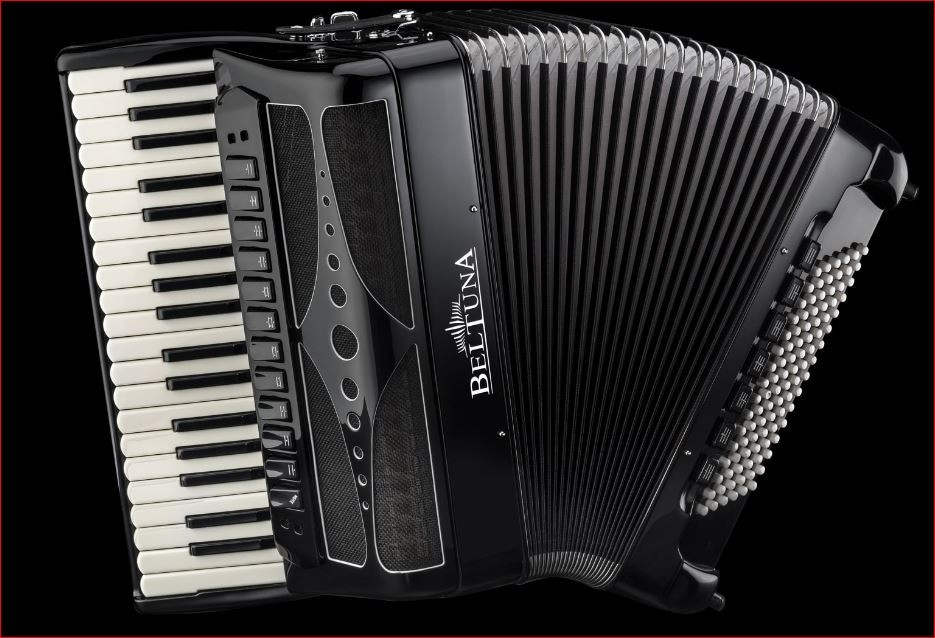 Beltuna Play IV 96C-P Luxe Pro + GHV Nero accordeon  Demo/Showroom