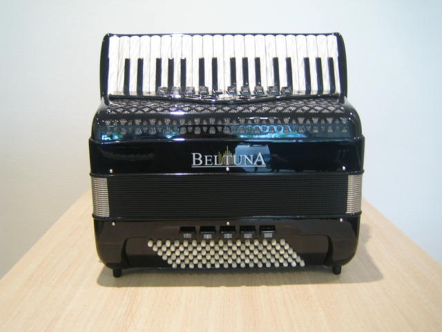 Beltuna Studio IV 96 M accordeon 