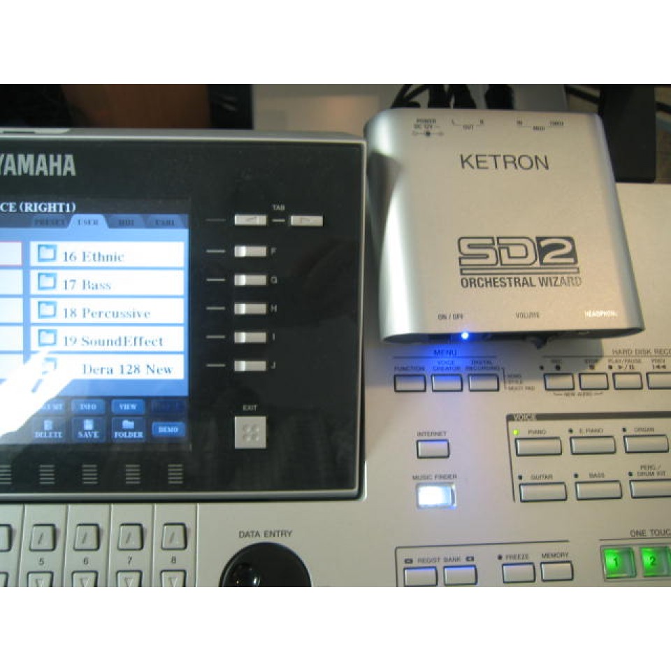 Ketron SD2 incl. SoundPatch voor Tyros3