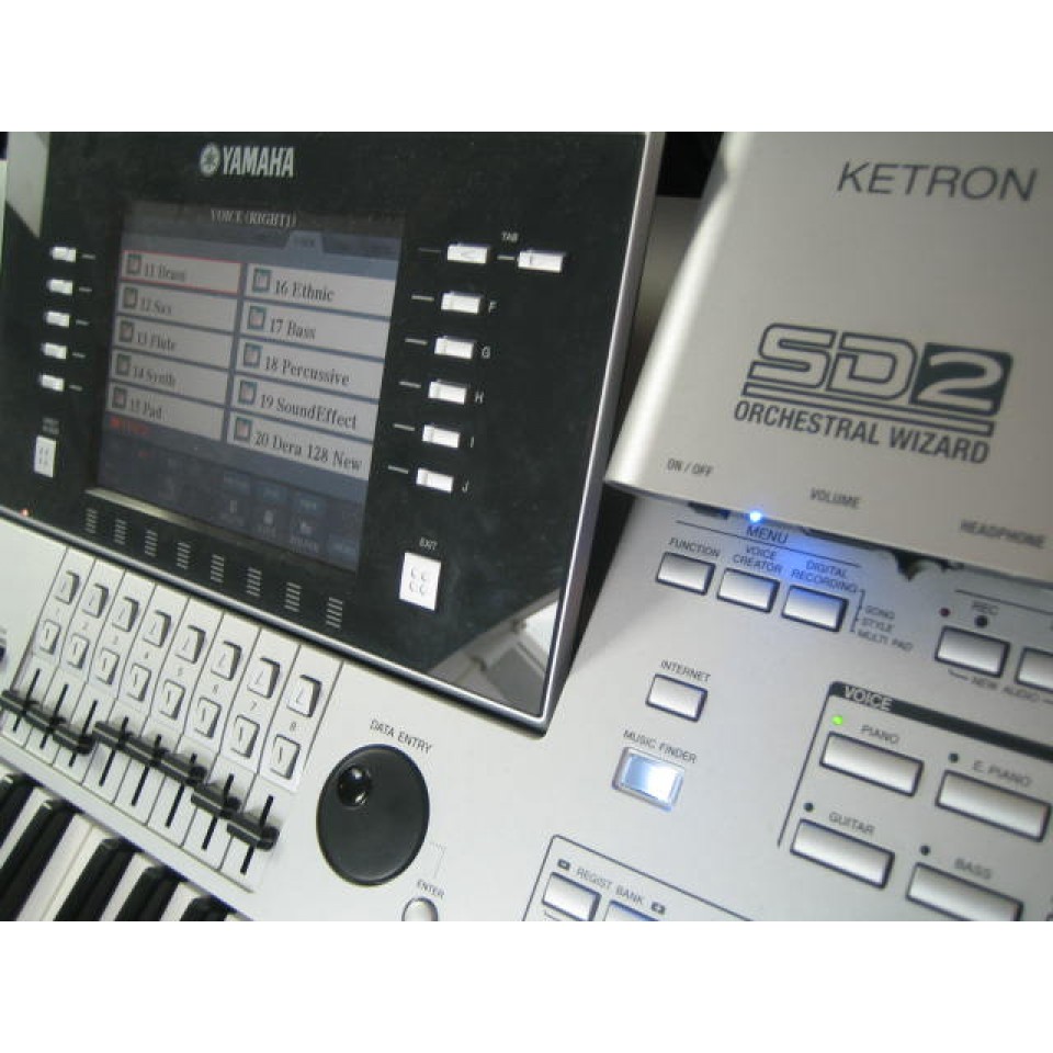 Ketron SD2 incl. SoundPatch voor Tyros4